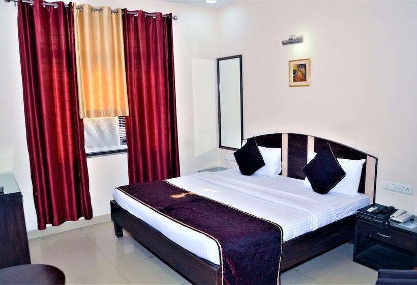 酒店 Goroomgo Pradeep Palace Gorakhpur