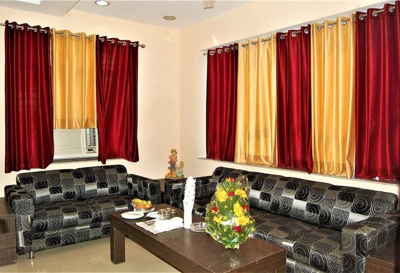 酒店 Goroomgo Pradeep Palace Gorakhpur