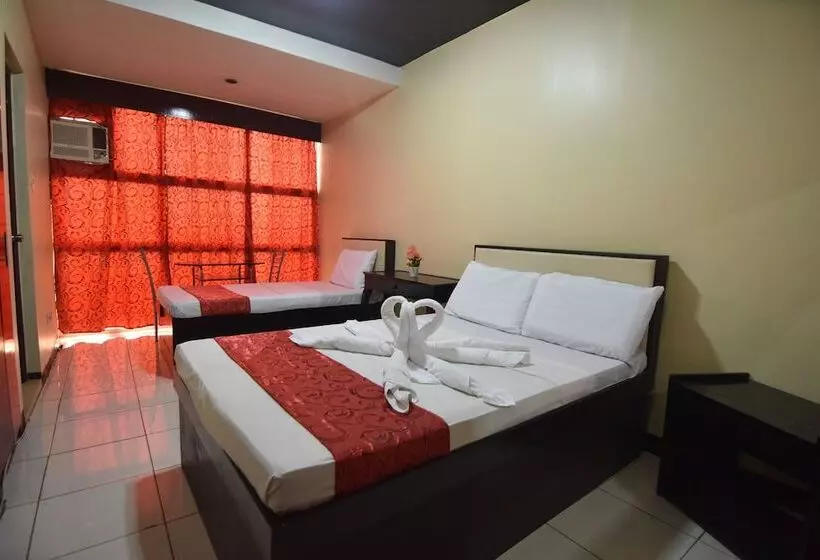 Cosmo Hotel Espana Near Ust