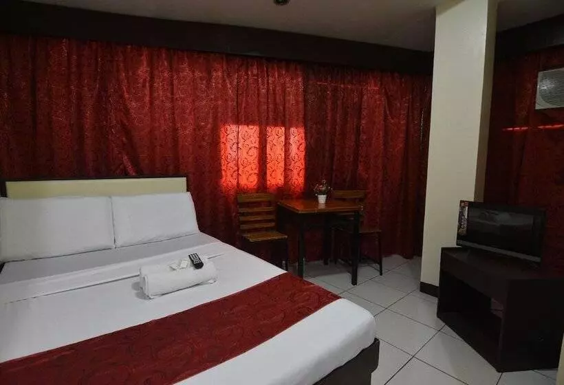 Cosmo Hotel Espana Near Ust