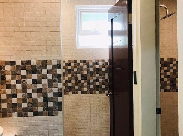 בית מלון כפרי Samba Bluewater Resort