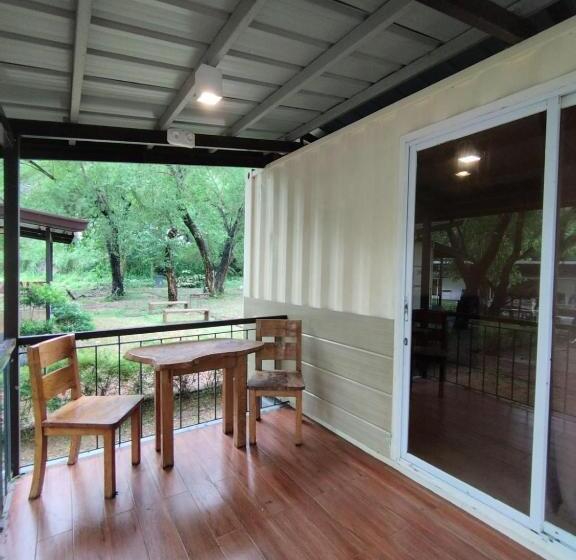 בית מלון כפרי Samba Bluewater Resort