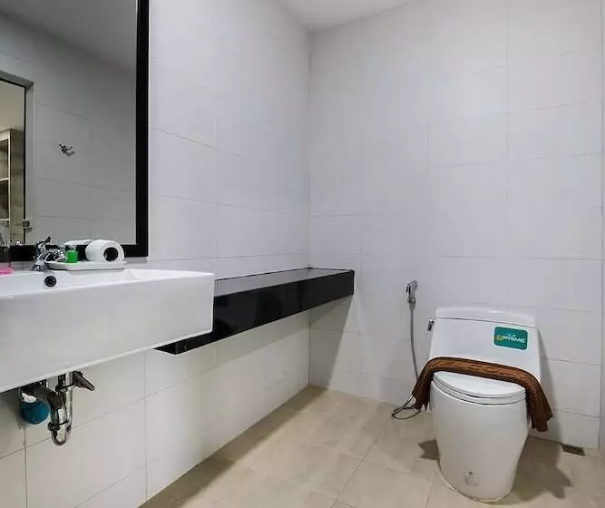 Hotelli Sattahip 9 Boutique