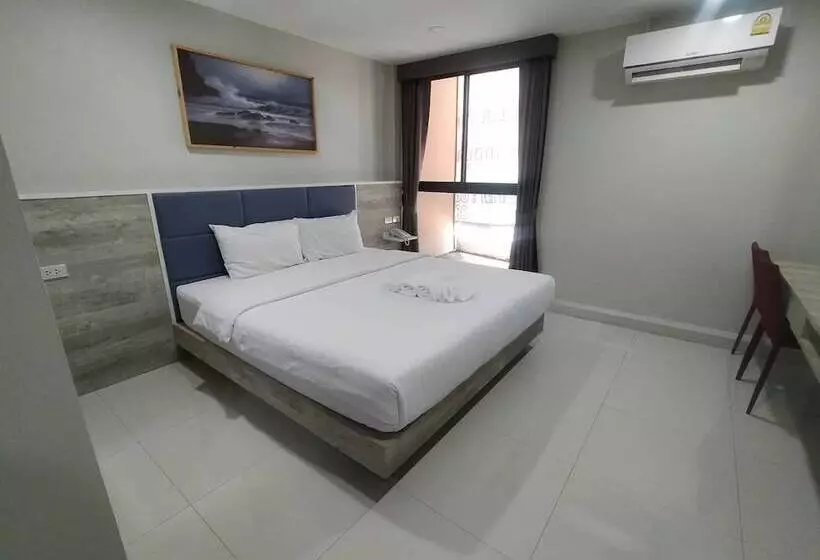 Hotelli Sattahip 9 Boutique