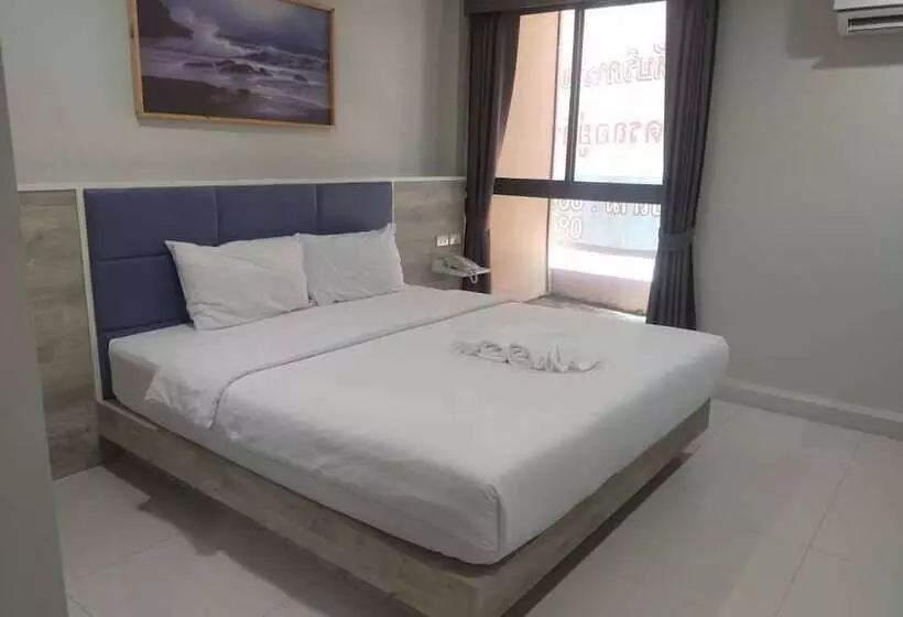 Hotelli Sattahip 9 Boutique