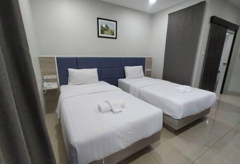 בית מלון כפרי Sattahip 9 Boutique