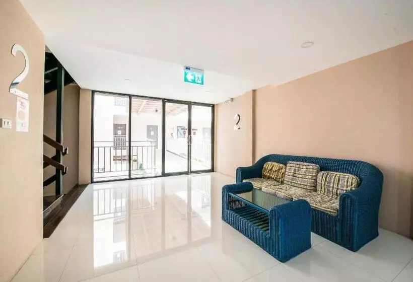 Hotelli Sattahip 9 Boutique