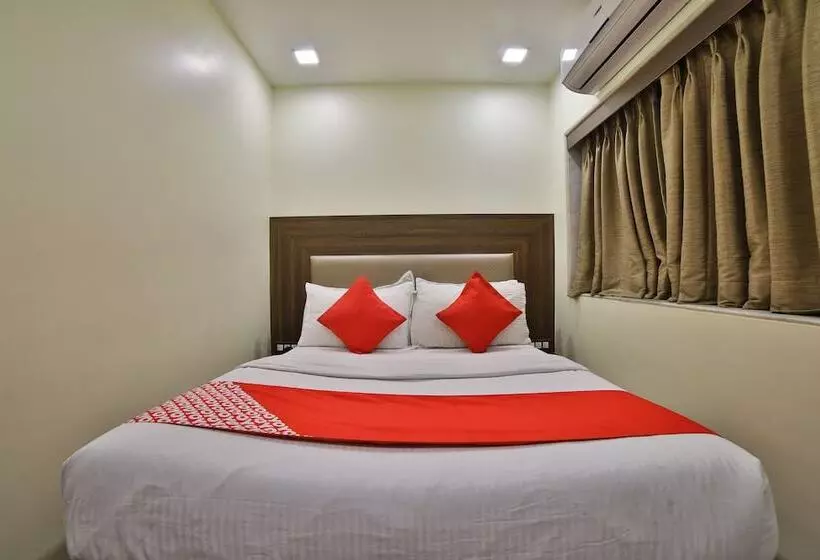 Hotelli The Emerald By Oyo Rooms