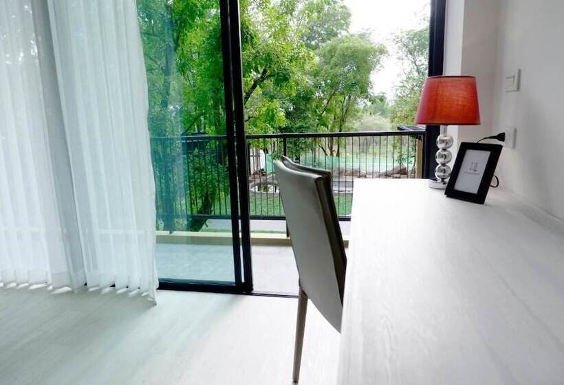 Hotelli Trex Buriram Boutique