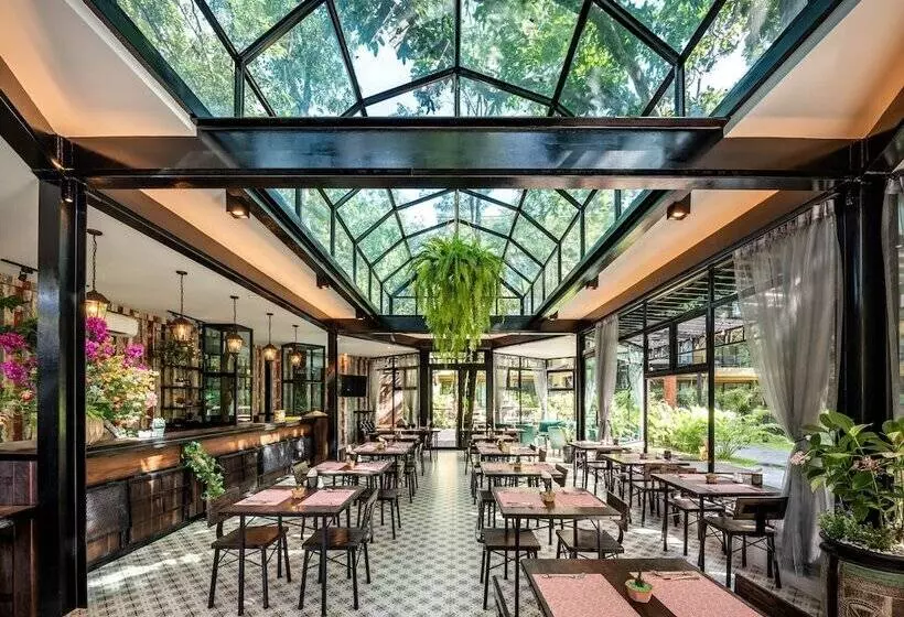 Hotelli Trex Buriram Boutique