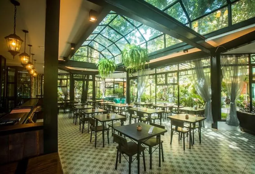 Hotelli Trex Buriram Boutique