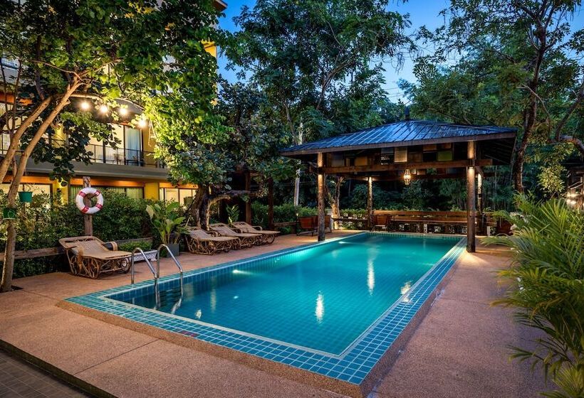 Hotelli Trex Buriram Boutique