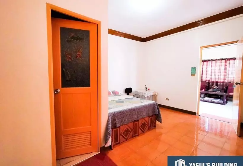 ホテル Yasul Building