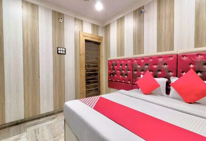 New Hotel Suman