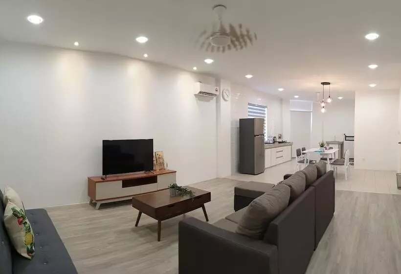 Majatalo Grace Homestay Guesthouse