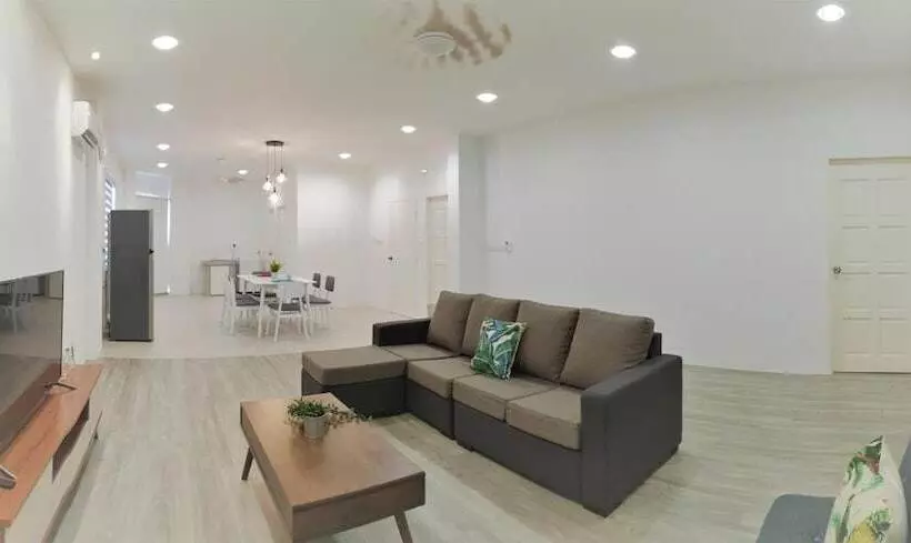 Majatalo Grace Homestay Guesthouse