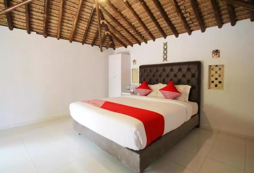 ユースホステル Villa And Resto Kubu Selem Etnik Bali By Oyo Rooms