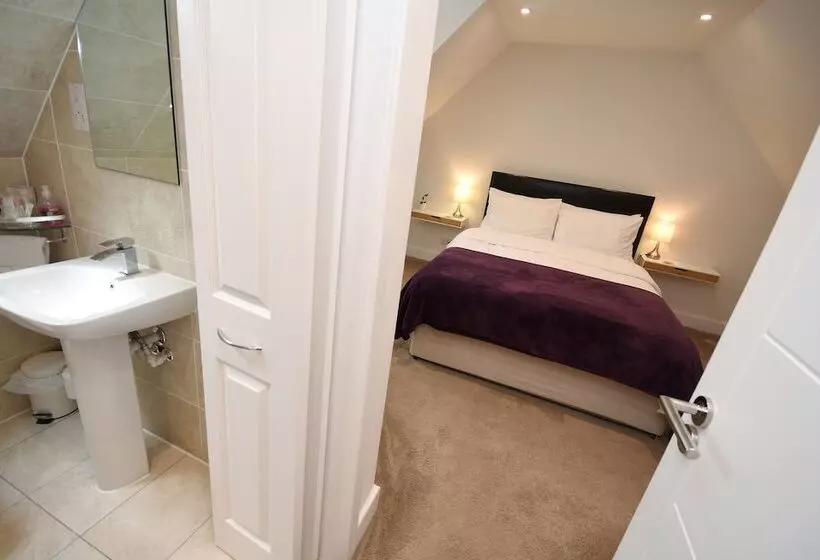 Apple Tree Place B&b