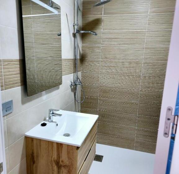 Hostal Restaurante El Cruce