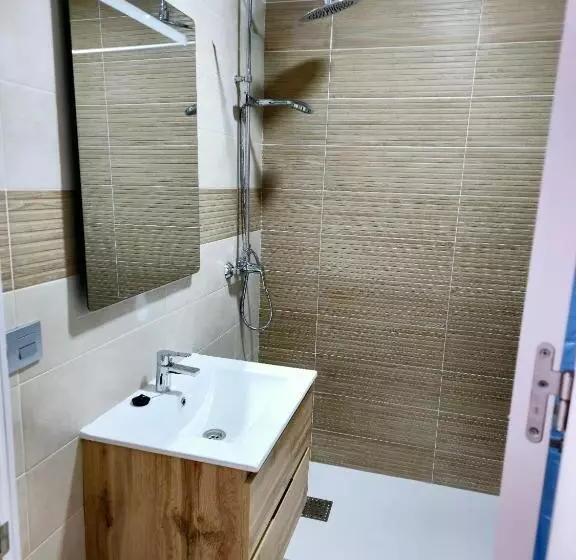 Hostal Restaurante El Cruce