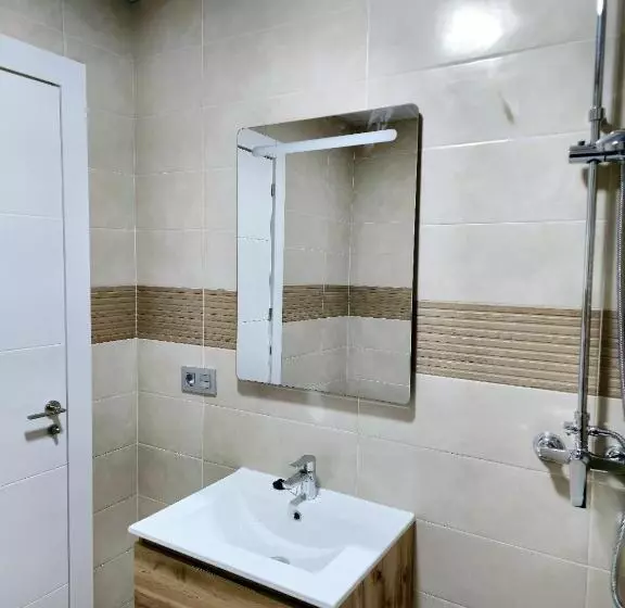 Hostal Restaurante El Cruce