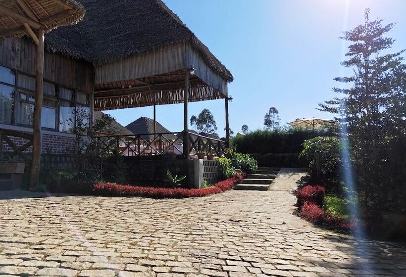 هتل Analamazaotra