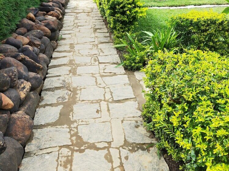 هتل Analamazaotra