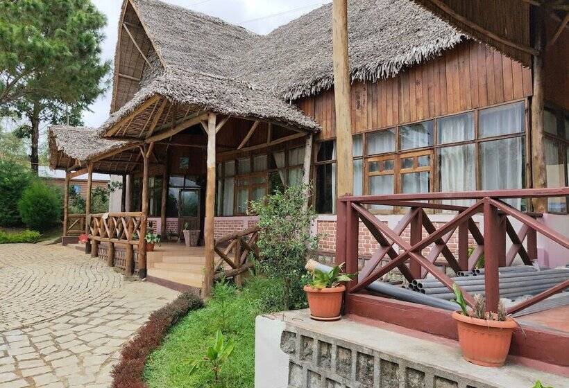 هتل Analamazaotra