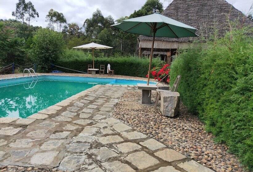 هتل Analamazaotra