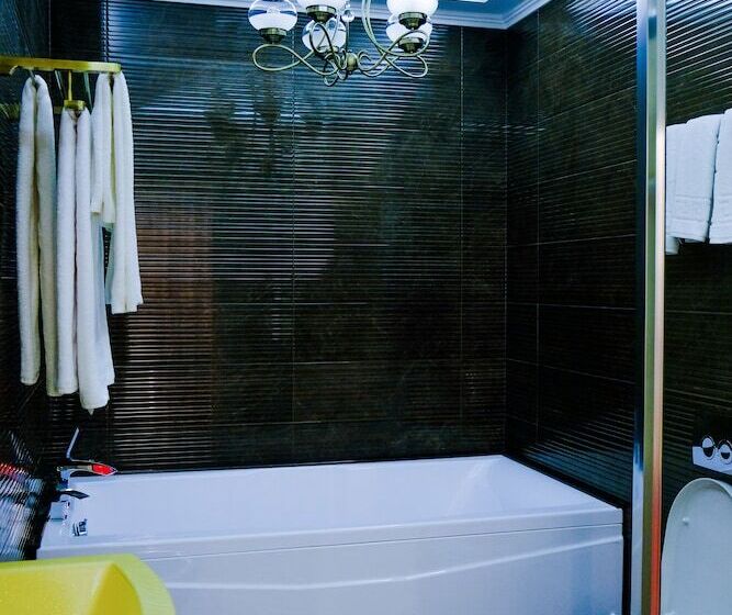 هتل Lazurny Bereg