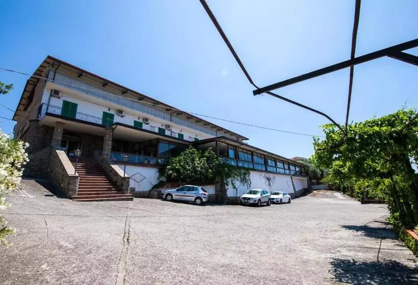 Hotelli Madonna Della Scala