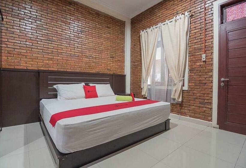 فندق Reddoorz Plus Near Cambridge City Square 2