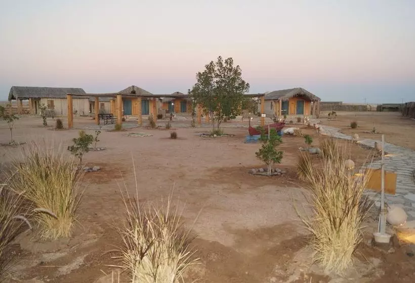 هتل Sama Ras Al Jinz Resort