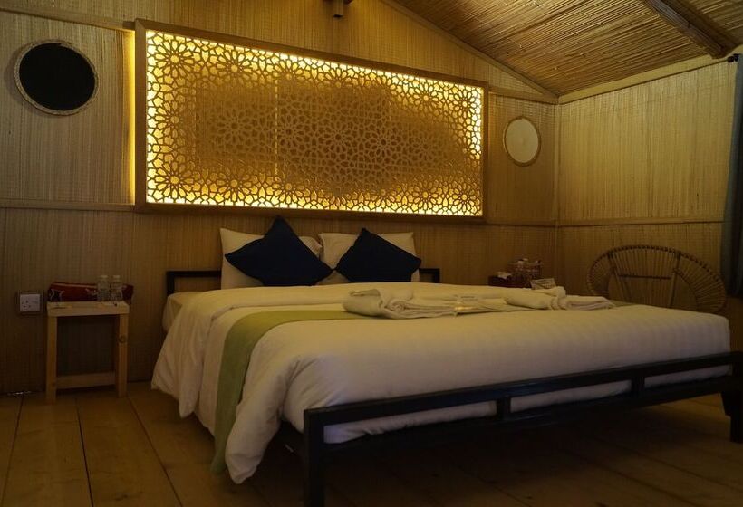 هتل Sama Ras Al Jinz Resort