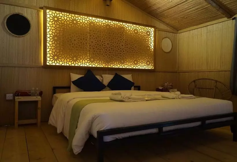 هتل Sama Ras Al Jinz Resort