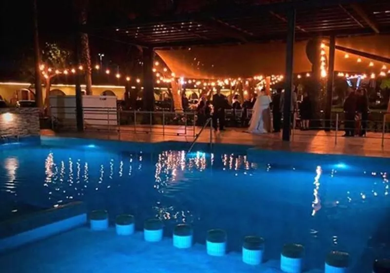 هتل Sand S San Luis Potosí