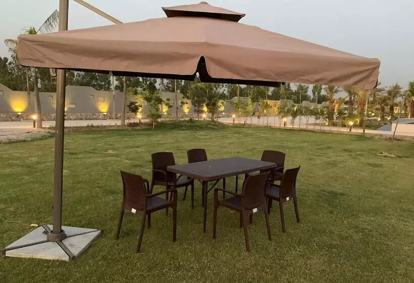 Hotelli The Forest Vines Resort