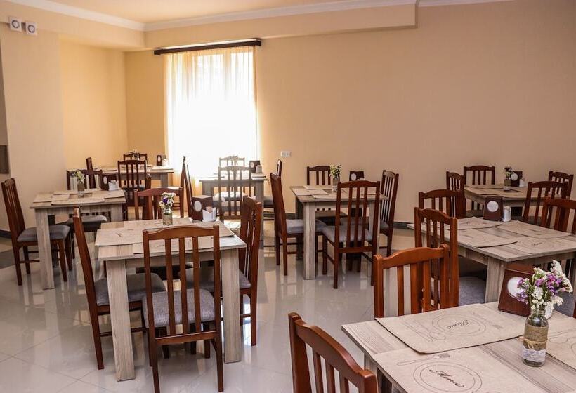 Hotel Yerevan Centre