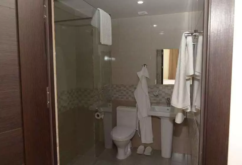 هتل Yerevan Centre