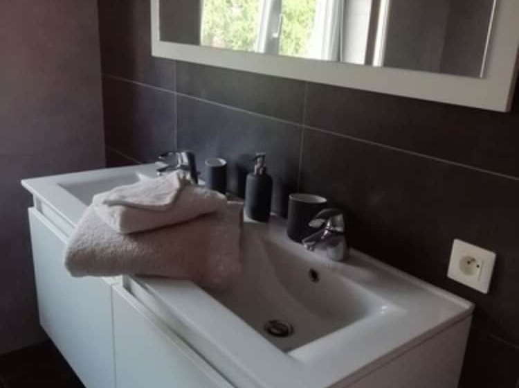 פנסיון Chambre D'hotes L'ancienne Ecole