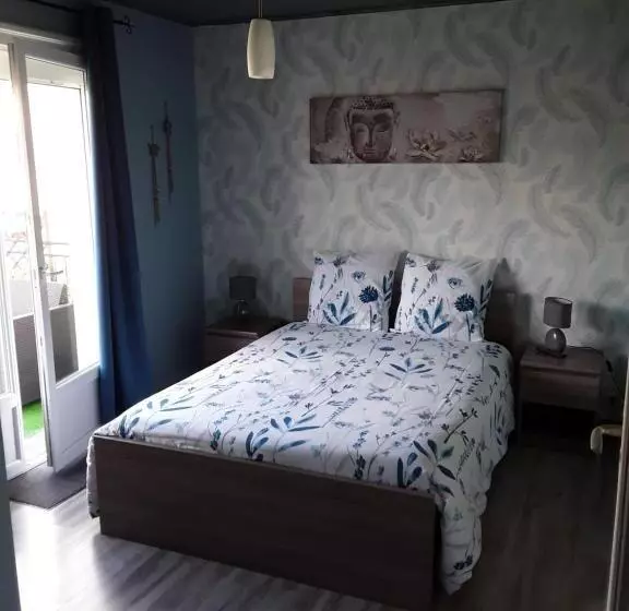 ペンション L Amarante Chambres D Hôtes Villefranche De Panat