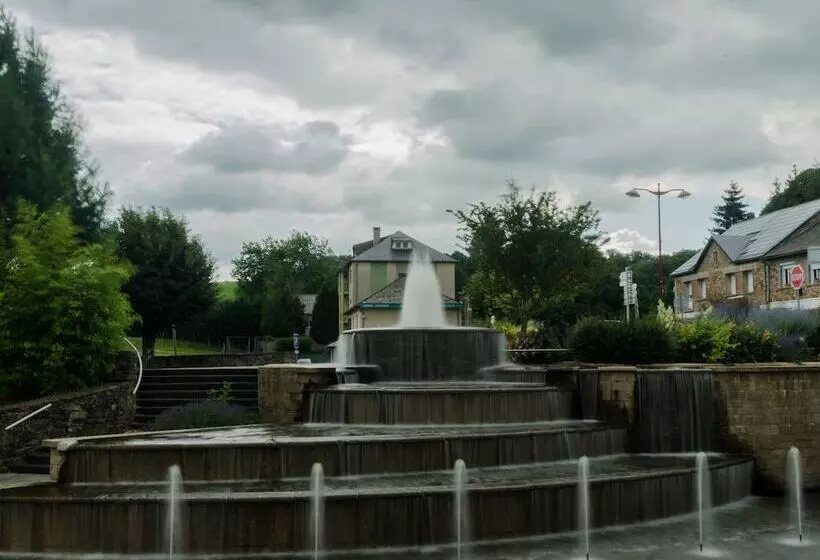 ペンション L Amarante Chambres D Hôtes Villefranche De Panat