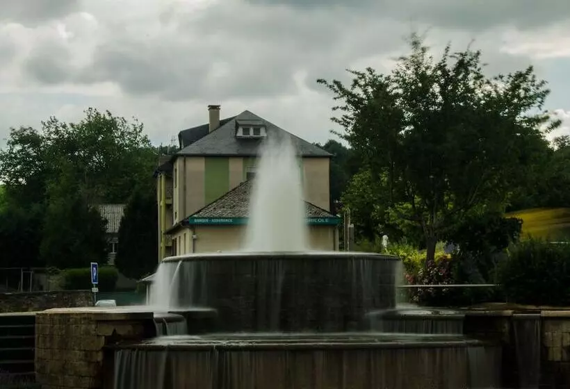 ペンション L Amarante Chambres D Hôtes Villefranche De Panat