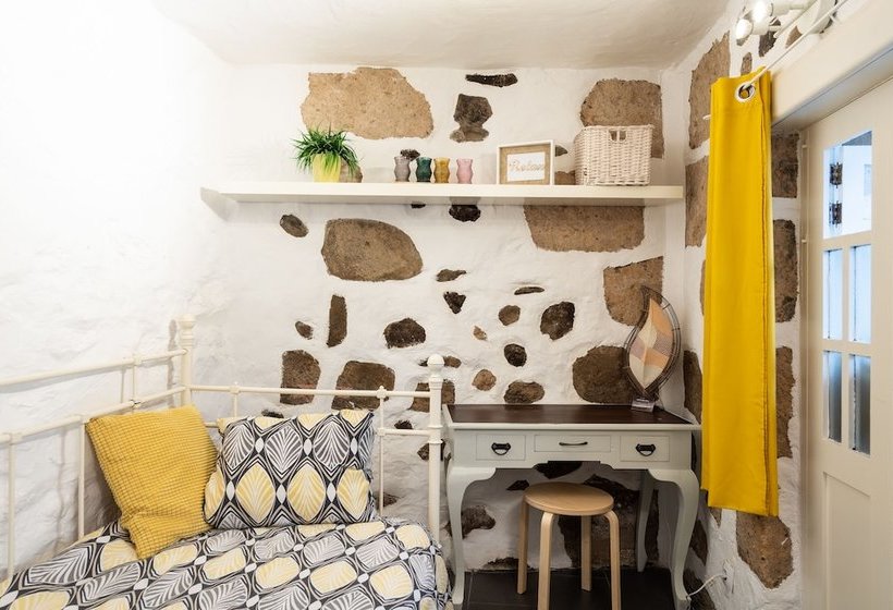 펜션 Flatguest La Casona Roja