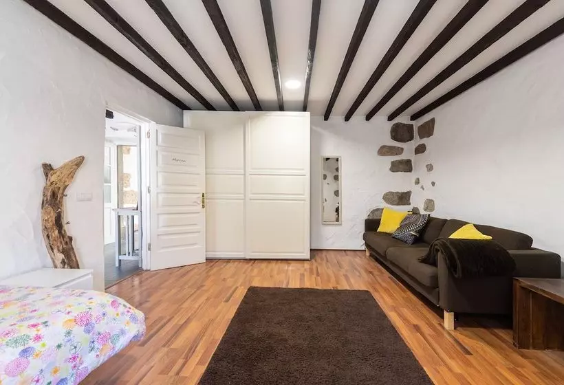 پانسیون Flatguest La Casona Roja