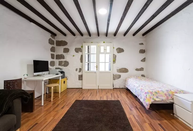 پانسیون Flatguest La Casona Roja
