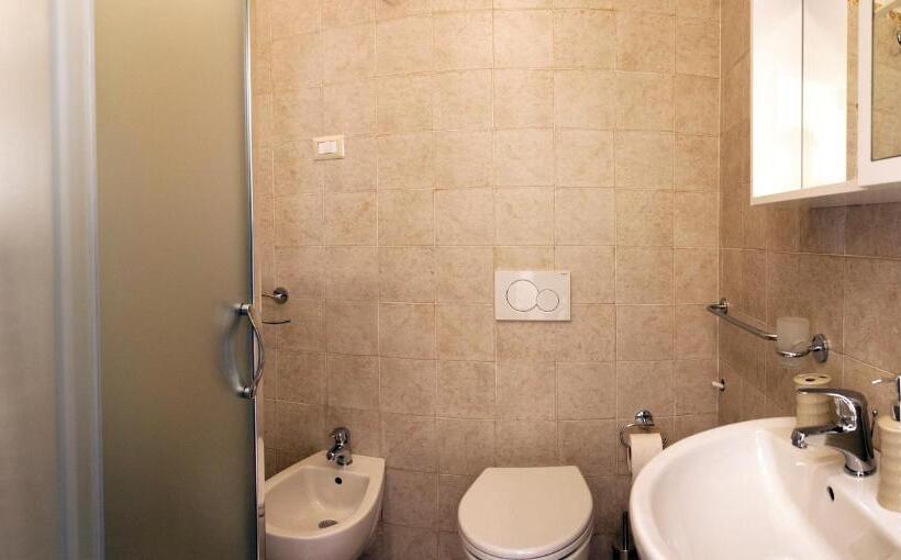 Пансион La Corte Dei Mille