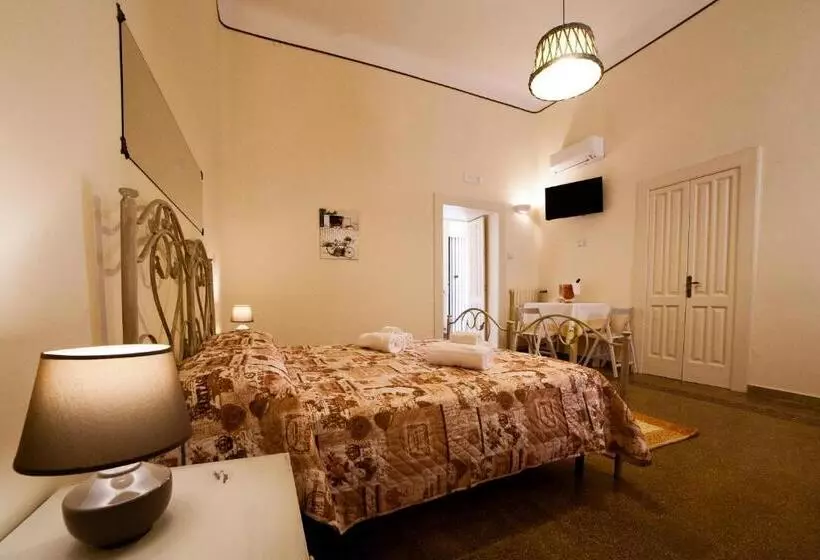 Majatalo La Corte Dei Mille