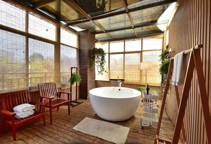 Пансион Yi Ming Shu Ju