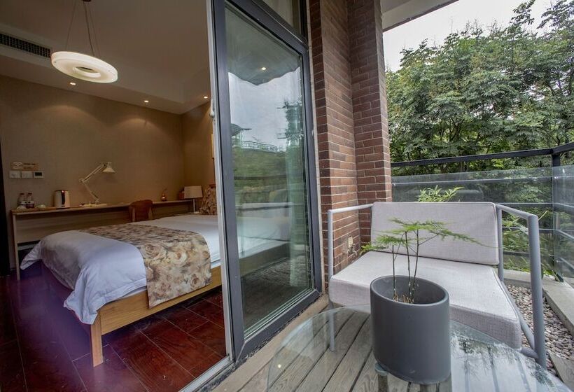 Пансион Yi Ming Shu Ju